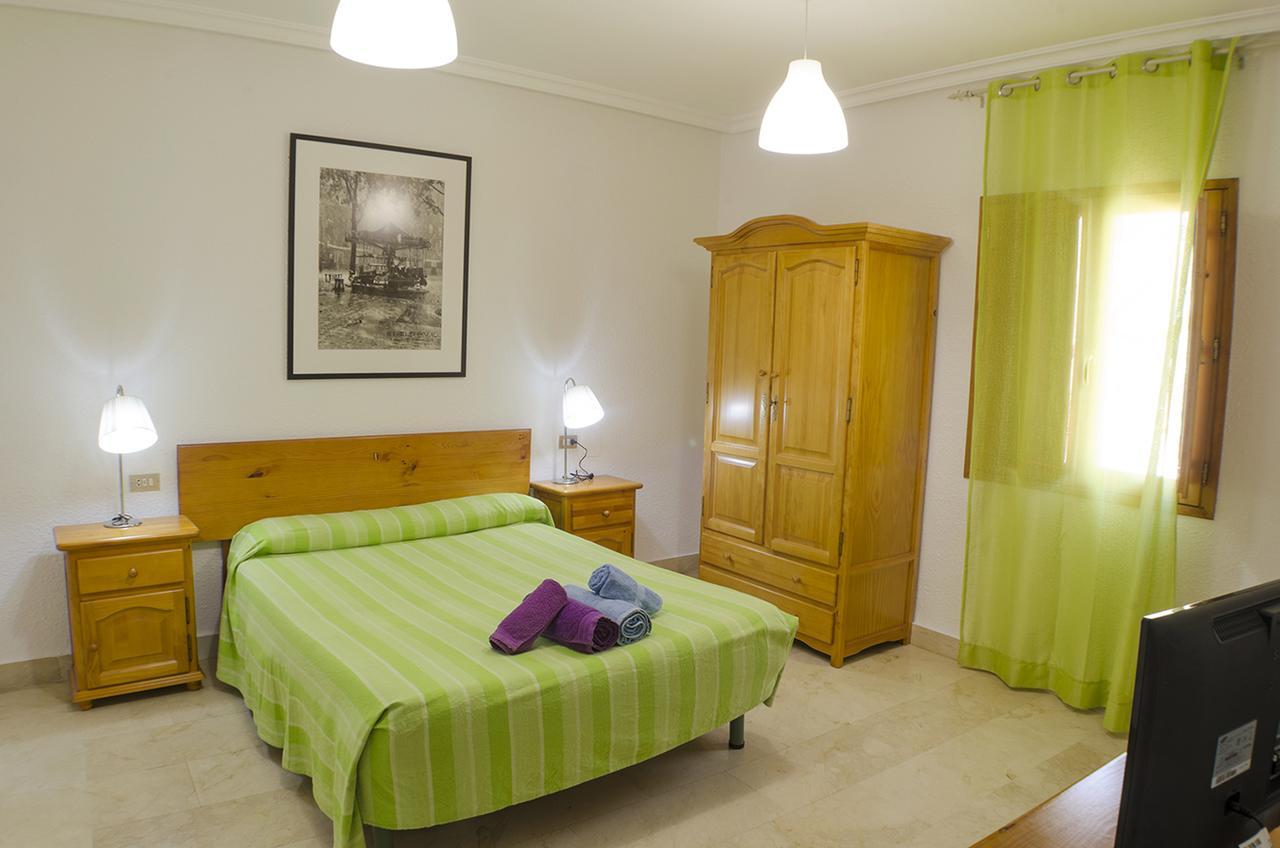 Hostal Los Calatravos Alcañiz Buitenkant foto