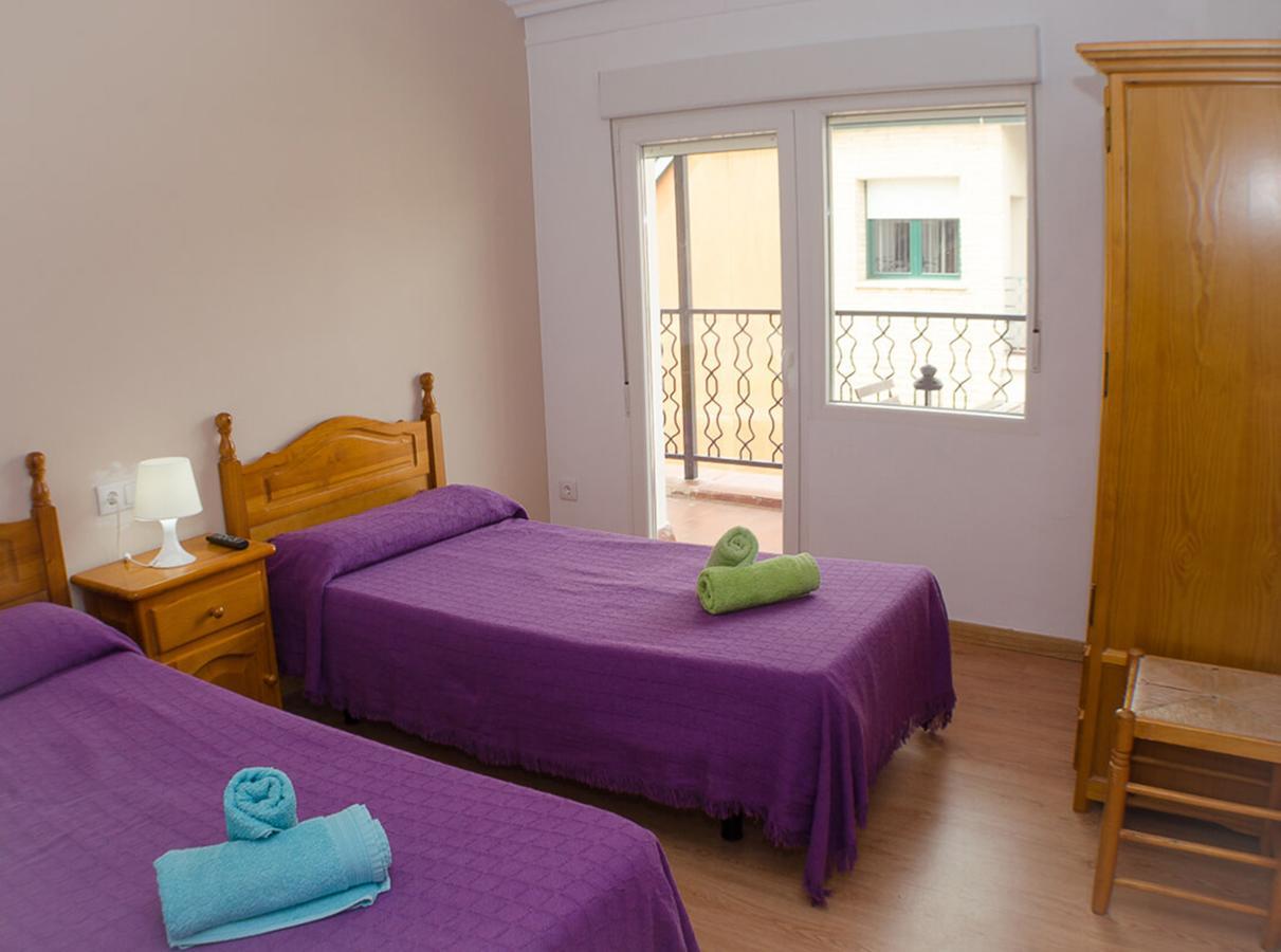 Hostal Los Calatravos Alcañiz Buitenkant foto