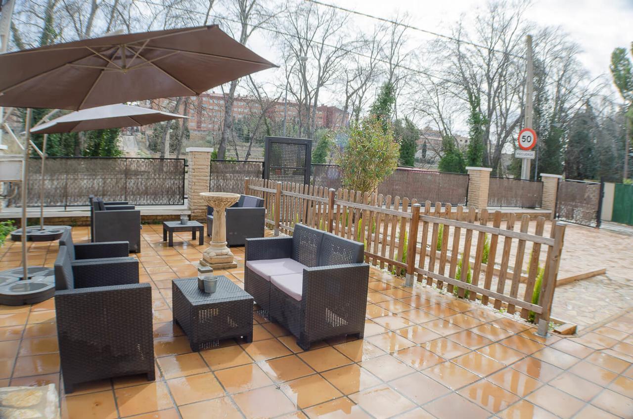 Hostal Los Calatravos Alcañiz Buitenkant foto