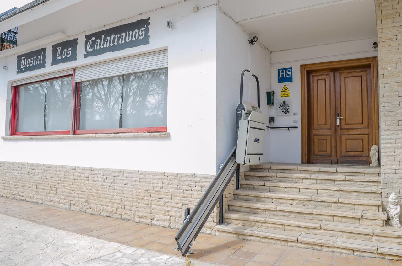 Hostal Los Calatravos Alcañiz Buitenkant foto